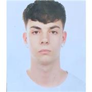 Soy estudiante de ingeniería informática en la UMA.